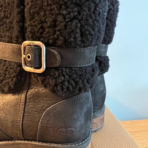 Blayne II Uggs Black 6.5 - Picture 4 of 5